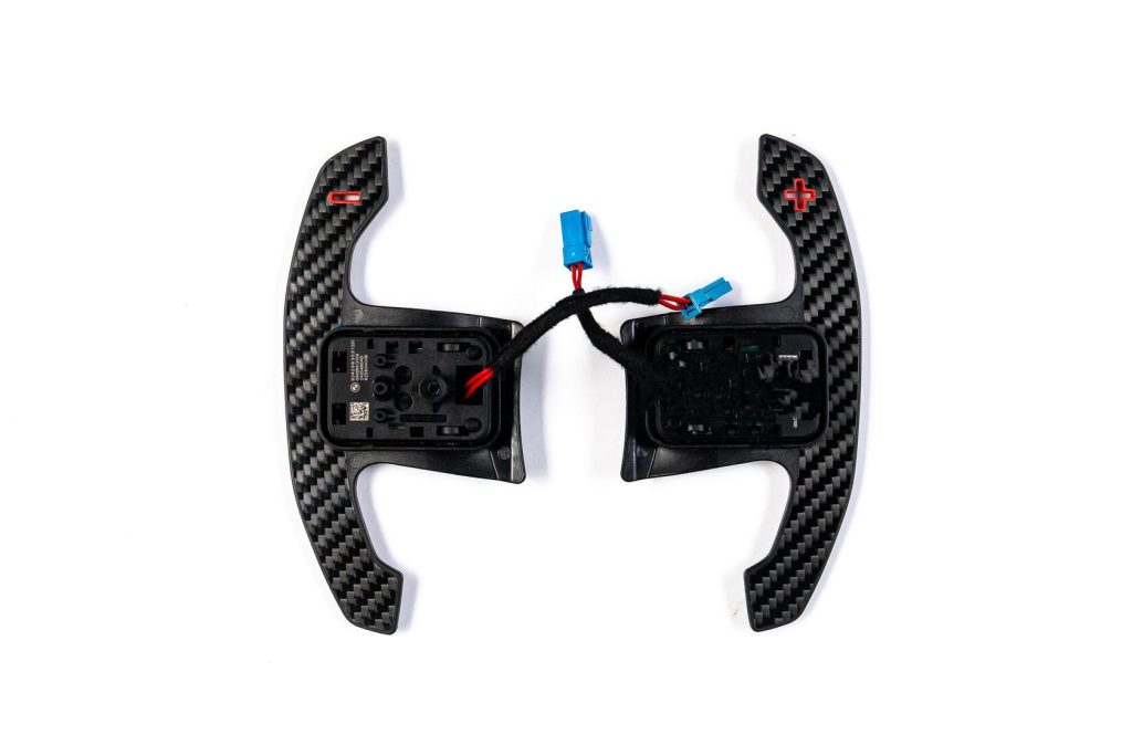 Подрулевые лепестки M Performance